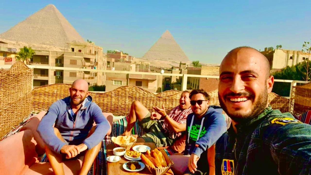 Carpet Alaadein Pyramids View Hotel Kafrat al Jabal Exterior photo