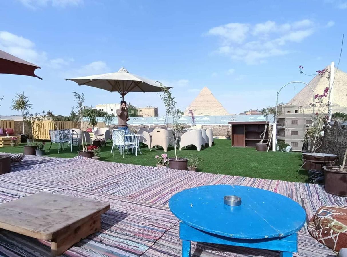 Carpet Alaadein Pyramids View Hotel Kafrat al Jabal Exterior photo